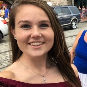 Meet your Posher, Rebecca